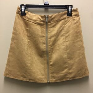 Zip front Suede Forever 21 Mini Skirt TAG STILL ON